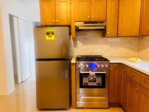 134 Woodbine Ave in Staten Island, NY - Building Photo - Building Photo