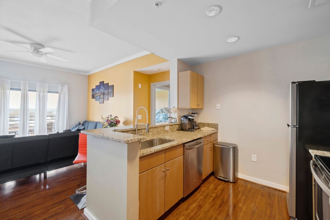 715 N Church St in Charlotte, NC - Building Photo