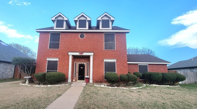 property at 3300 Auburn Dr