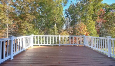 6851 Archibald Dr in Glen Burnie, MD - Building Photo - Building Photo