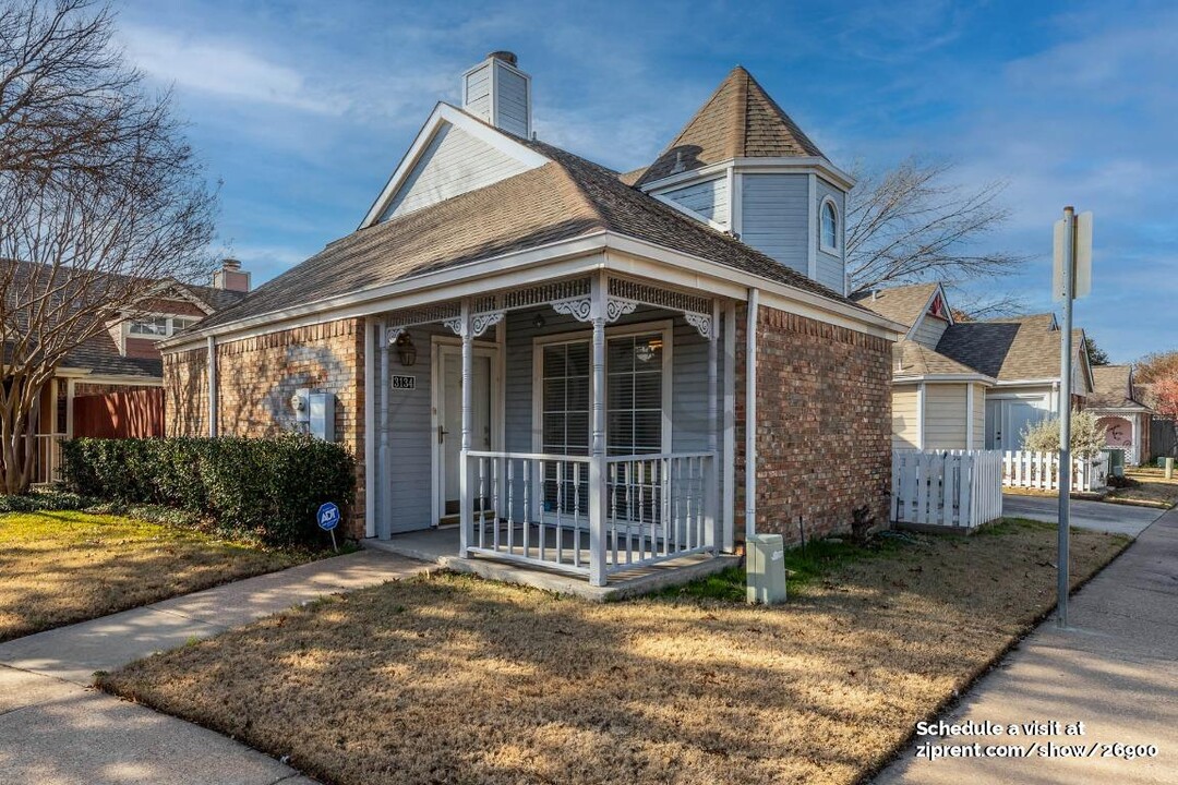 3134 Royal Gable Dr in Dallas, TX - Building Photo