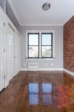 234 W 14th St in New York, NY - Building Photo - Building Photo