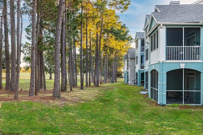 Alvista Metrowest in Orlando, FL - Building Photo - Building Photo