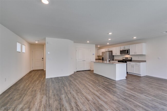 2646 Snapdragon Fls Ave
