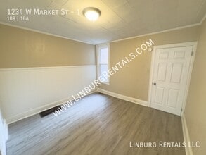 1234 W Market St in West York, PA - Building Photo - Building Photo