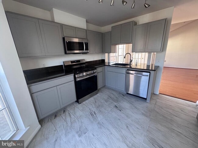 5960 Millrace Ct in Columbia, MD - Building Photo - Building Photo