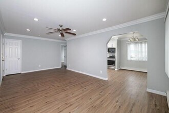 3-15 Willowbrook Ave in Bay Shore, NY - Building Photo - Building Photo