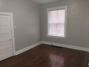4354 Laclede Ave, Unit A in St. Louis, MO - Building Photo - Building Photo