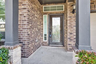 6915 Pebble Pass Ln in Missouri City, TX - Building Photo - Building Photo