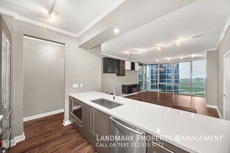 1201 S Prairie Ave in Chicago, IL - Building Photo - Building Photo