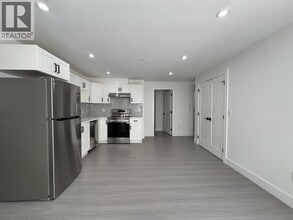 21186 Wicklund Ave in Maple Ridge, BC - Building Photo - Building Photo