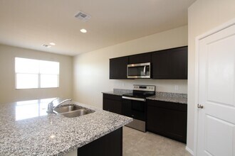 3564 N Mia Ln in Casa Grande, AZ - Building Photo - Building Photo