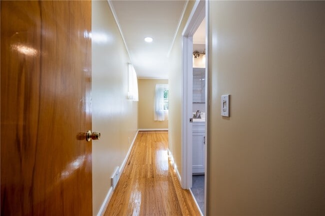 property at 503 Pineview Dr