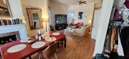 2638 Wilton N Ave, Unit 1 in Chicago, IL - Building Photo - Building Photo