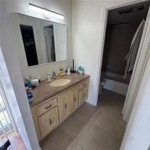 7011 Environ Blvd in Lauderhill, FL - Building Photo - Building Photo