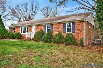 7146 Cold Harbor Rd in Mechanicsville, VA - Building Photo - Building Photo