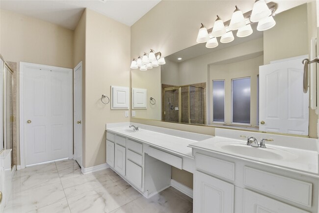 property at 6507 Hill Haven Ct