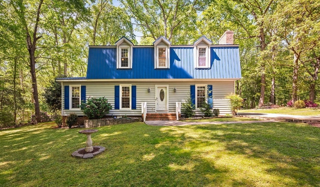 property at 3312 Shannon Cir