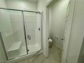 337 Laurel Peak Dr in Henderson, NV - Building Photo - Building Photo