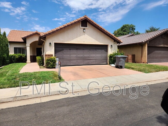 property at 545 S Valley View Dr