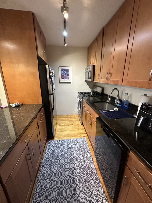 36 Ridgemont St, Unit 24