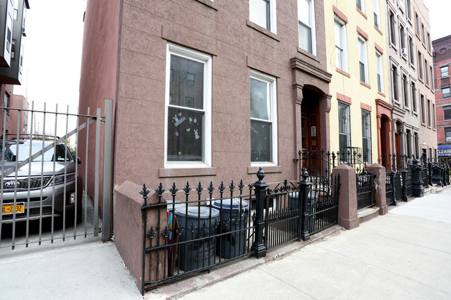 542 Henry St in Brooklyn, NY - Building Photo - Building Photo