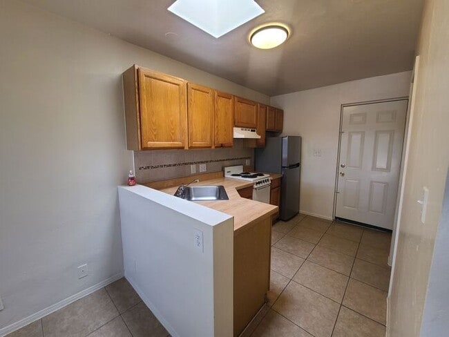 4350 E Fairmount St in Tucson, AZ - Building Photo - Building Photo