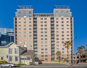 City Heights at Pellier Park in San Jose, CA - Building Photo - Building Photo