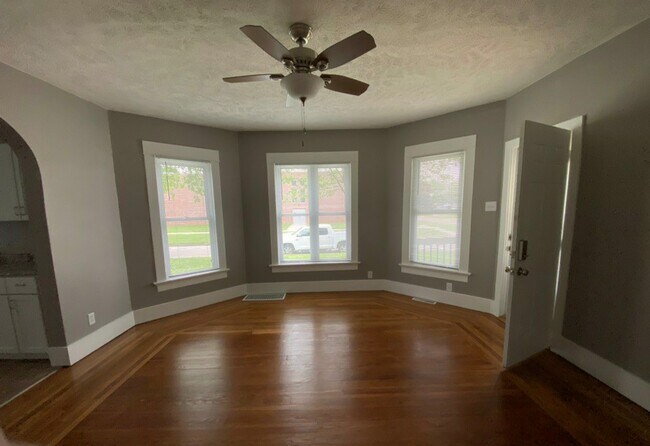 6205 Ballard Ave-Unit -1 in Lincoln, NE - Foto de edificio - Building Photo