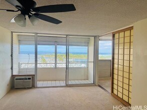 1676 Ala Moana Blvd in Honolulu, HI - Building Photo - Building Photo