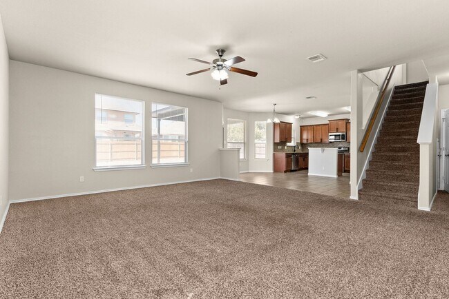 6305 Creek Land Rd in Killeen, TX - Building Photo - Building Photo