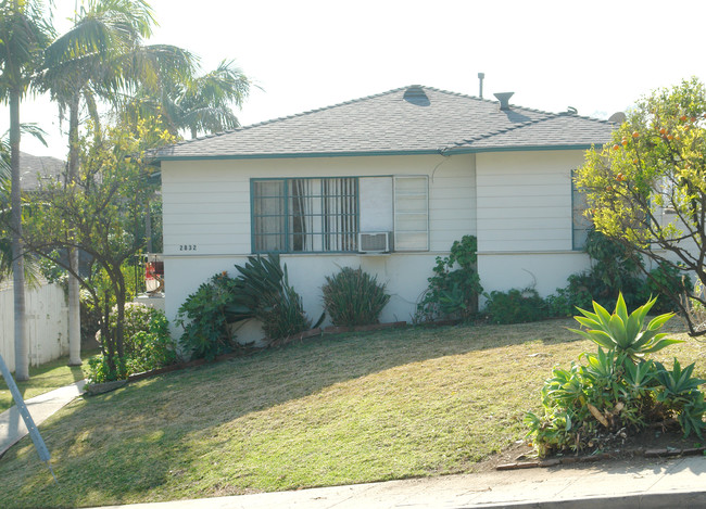 2828 Waverly Dr in Los Angeles, CA - Building Photo - Building Photo