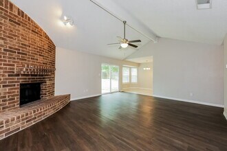 6214 Big Springs Dr in Arlington, TX - Building Photo - Building Photo