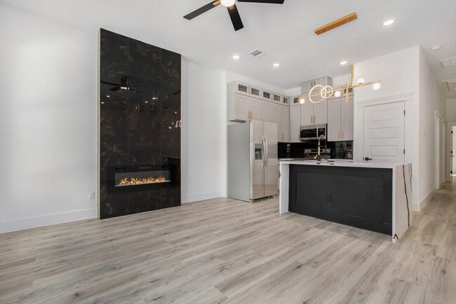 property at 3652 Seabrook St