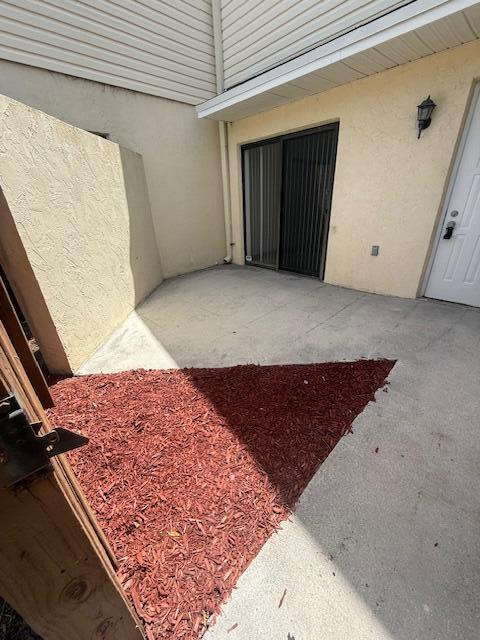 641 Executive Center Dr in West Palm Beach, FL - Building Photo - Building Photo