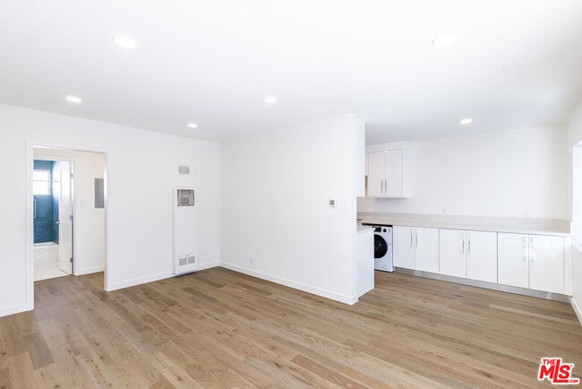 property at 1026 6th St