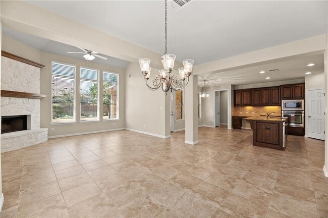 410 Catalina Ln in Austin, TX - Building Photo - Building Photo