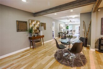 407 W Odell St in Austin, TX - Building Photo - Building Photo