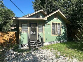 856 W Palm Ave in Jacksonville, FL - Building Photo