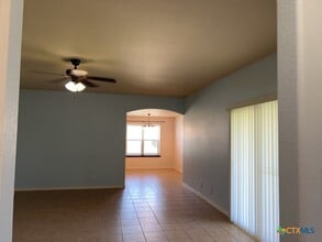 301 Vega Ln in Killeen, TX - Building Photo - Building Photo