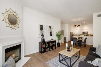 12364 Carmel Country Rd in San Diego, CA - Building Photo - Building Photo