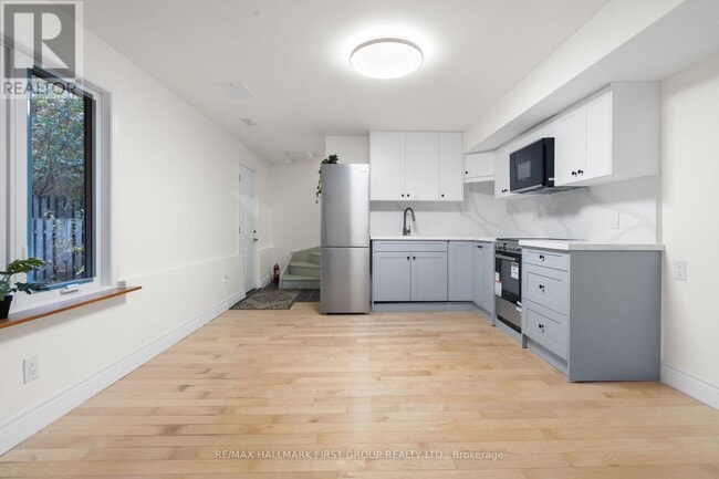 83 Garden St in Whitby, ON - Building Photo - Building Photo