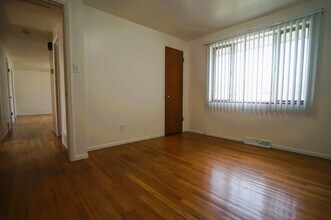 2500 Westchester Dr in Denver, CO - Building Photo - Building Photo