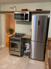 166 16th Ave, Unit Unit B in Seattle, WA - Foto de edificio - Building Photo