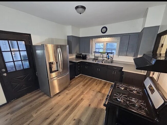 578 2nd Ave in Aurora, IL - Building Photo - Building Photo