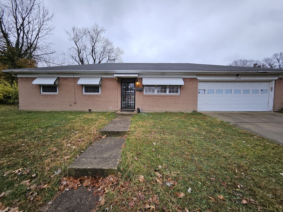 3403 N Hartman Dr in Indianapolis, IN - Building Photo