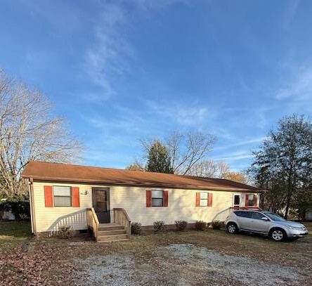 901 Nip St in Archdale, NC - Building Photo