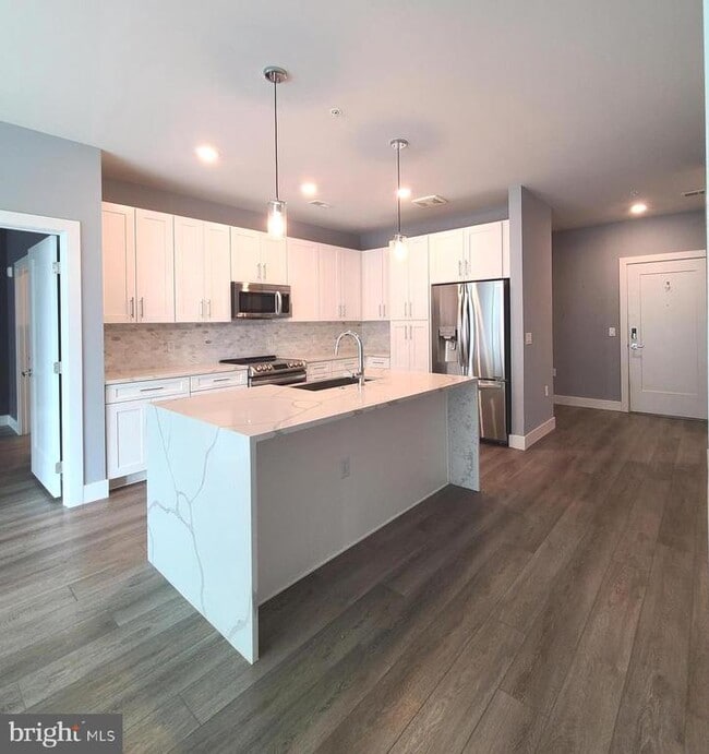 property at 1761 Old Meadow Rd