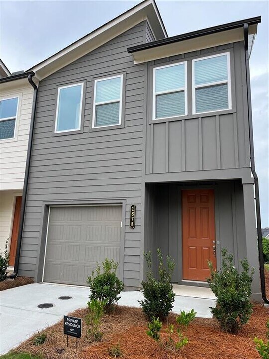 1678 Florence Run NW in Atlanta, GA - Building Photo