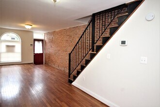 1819 Jackson St in Baltimore, MD - Building Photo - Building Photo